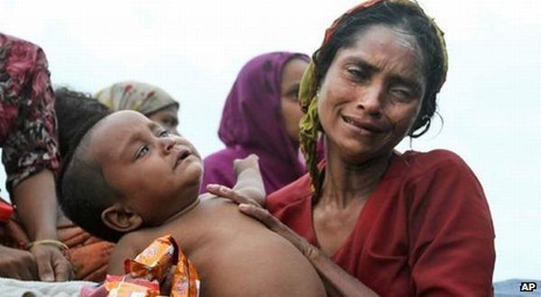 perahu mengangkut warga Rohingya