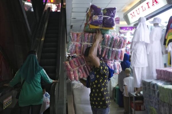 Umat Islam secara tradisional