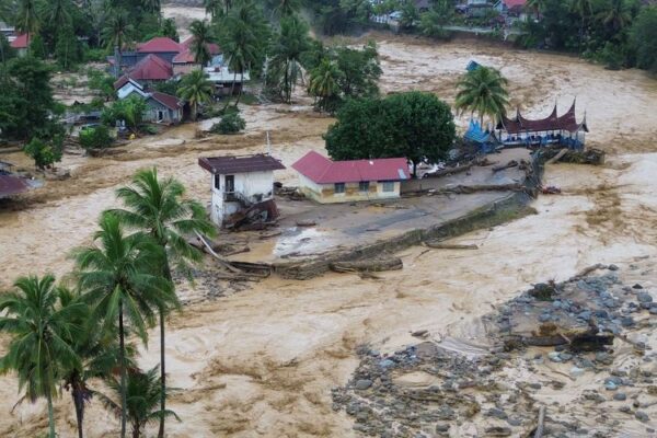 Korban tewas akibat banjir