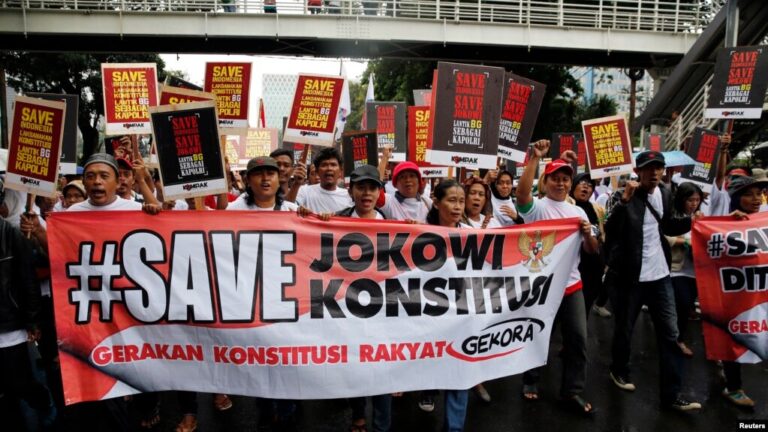 Para birokrat menangguhkan pengeluaran