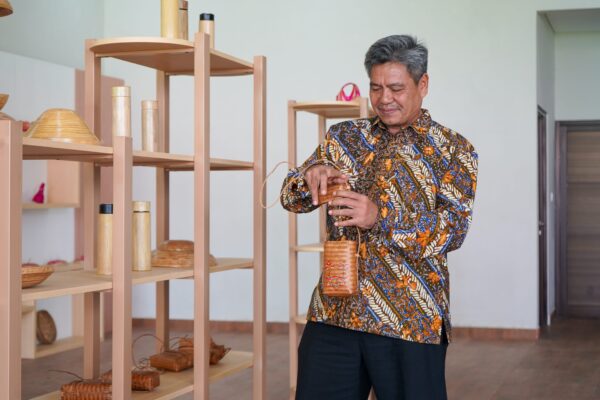 pemerintah mendorong pengembangan bambu