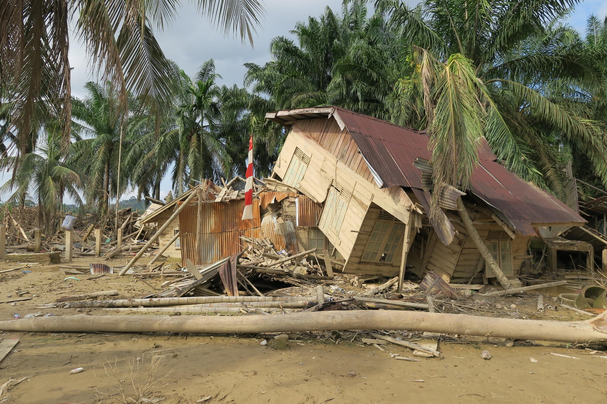 Siklon Senyar menyebabkan hujan