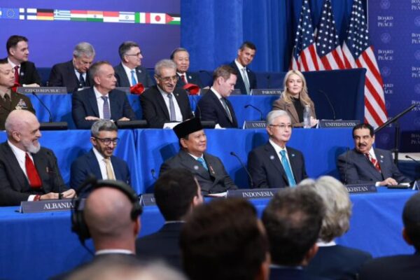 Indonesia menghadapi keputusan strategis