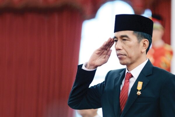 mengarahkan perhatian ke perairan