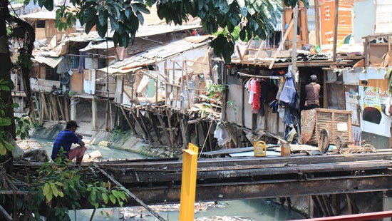 memanfaatkan data dan analisis