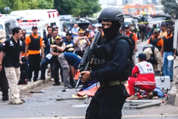 Empat dari delapan korban