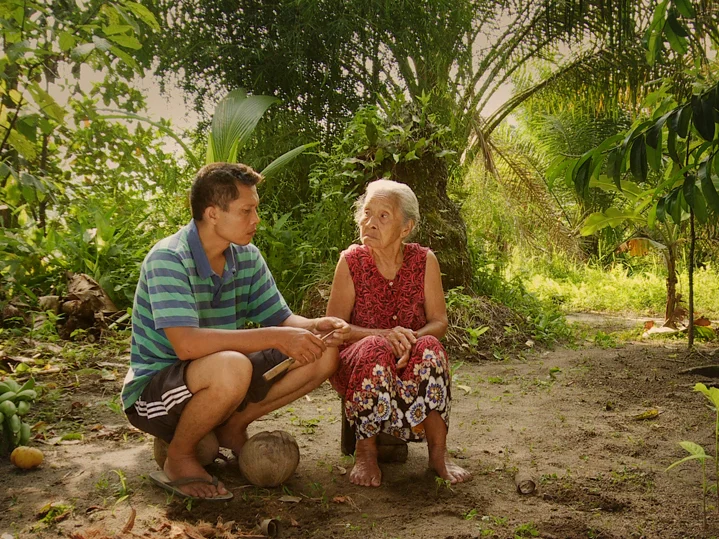 untuk membuat film dokumenter