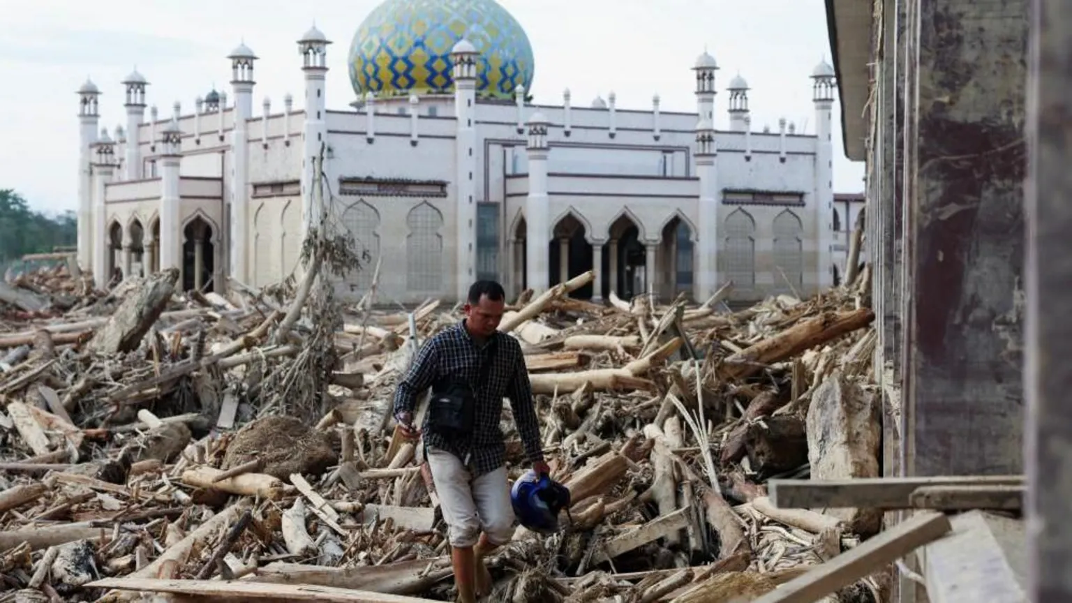 Korban tewas akibat banjir